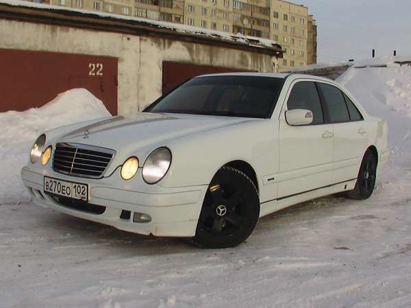 Mercedes benz e class w210 #3