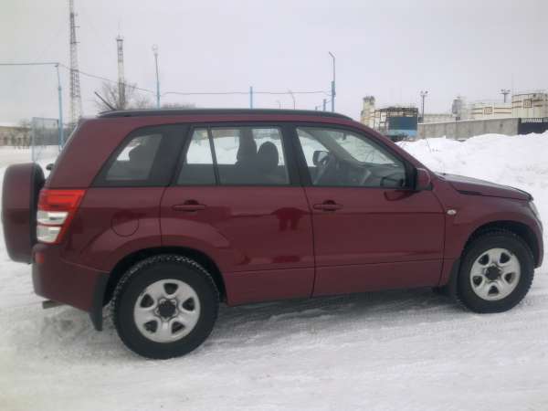 SUZUKI Grand Vitara