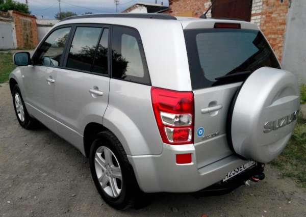 SUZUKI Grand Vitara