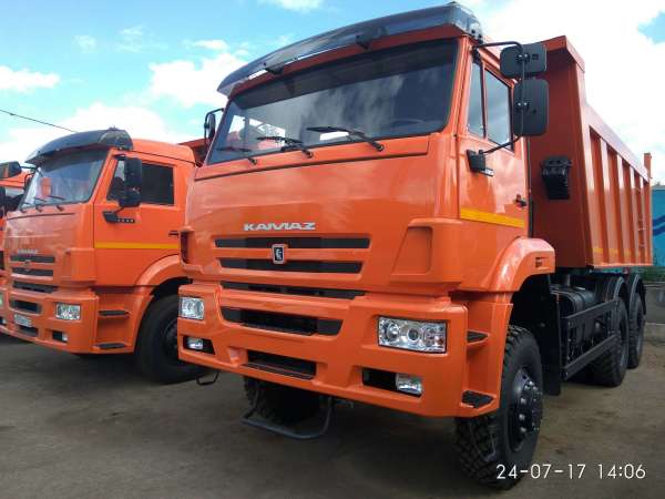 КАМАЗ 6520