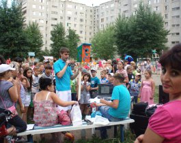 Ростелеком установил 100 скворечников в городских дворах