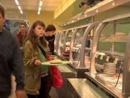 Протестировать столовые и общежития смогут 350 старшеклассников России и Казахстана