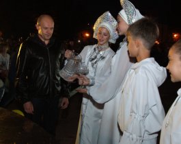 В центре Челябинска заработал новый светомузыкальный фонтан (Фото, Видео)