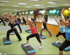 Большниство сотрудников «за» оплату фитнес-клуба работодателем! / А получают такие льготы только 10%