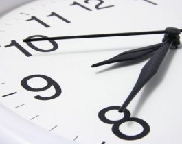 «Зимнее время»  возвращается в последний раз