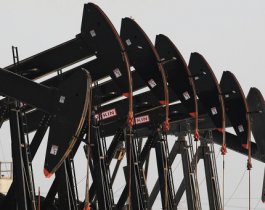 Мировые цены на нефть опять падают после недельного роста