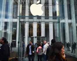 Кризис в России, Apple не помеха: новые iPhone расходятся как горячие пирожки!