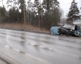 Лучше в кювет, чем в лоб. В Златоусте лихой обгон едва не привел к трагедии
