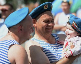 В Челябинске в день ВДВ усилили охрану порядка на улицах