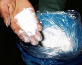 Во время свадьбы в Копейске оперативники изъяли три килограмма героина