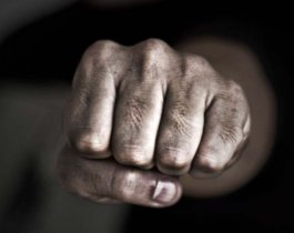 Миасца убили у ночного клуба из-за жены-скандалистки