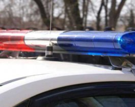 Грузовик переехал лежащего во дворе мужчину в Челябинске