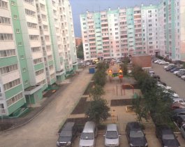 Подростки устроили перестрелку на детской площадке в Челябинске. Есть пострадавший.