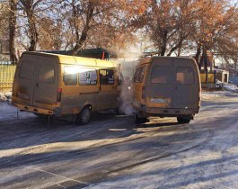 В Магнитогорске, не поделив пассажиров, столкнулись две маршрутки (ФОТО)