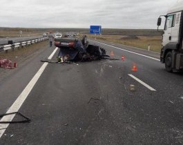 На трассе под Челябинском легковушку перевернуло на крышу