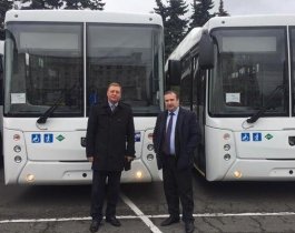 На маршруты Челябинска выйдут 10 новых низкопольных автобусов