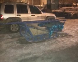 Дед Мороз оставил телегу без оленей на ЧМЗ