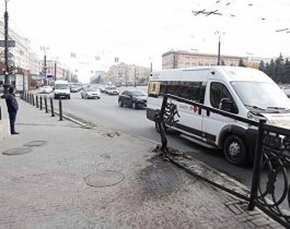 В Челябинске проверят качество ограждений из чугунного литья, установленных год назад