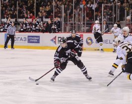 «Трактор» в упорном матче проиграл «Северстали». Фоторепортаж