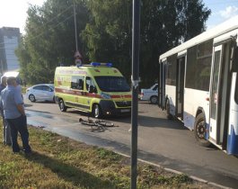 В Челябинске маршрутка сбила пешеходов