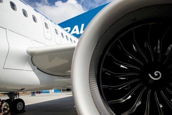 Более 300 тысяч россиян въехали в Узбекистан