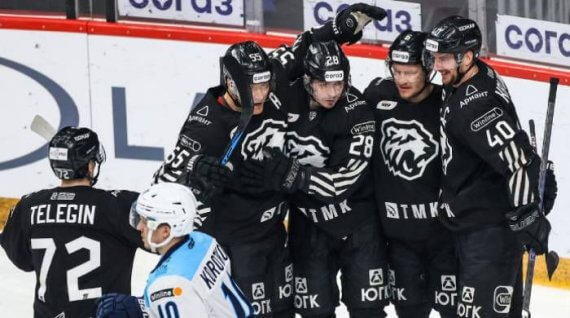 «Трактор» вернулся в зону плей-офф после матча с «Сибирью»