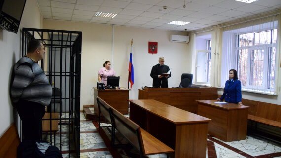 Экс-главе района в Челябинской области вынесли приговор за взятку