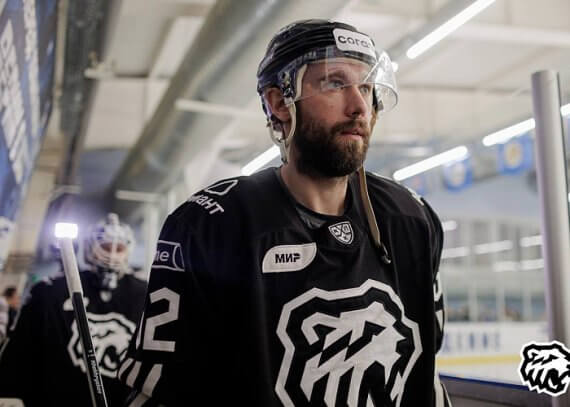 Хоккейный клуб «Трактор» потерпел поражение от команды из Миасса