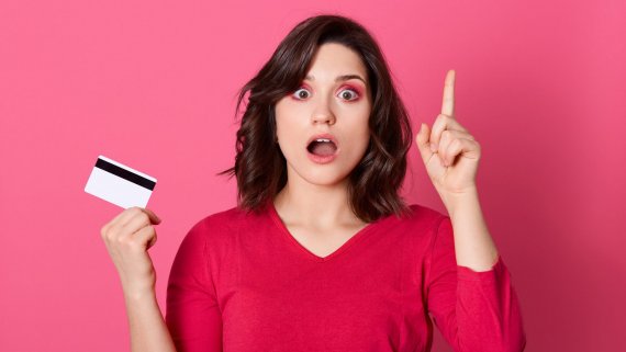 Мошенники "развели" девушку на 14 550 руб.