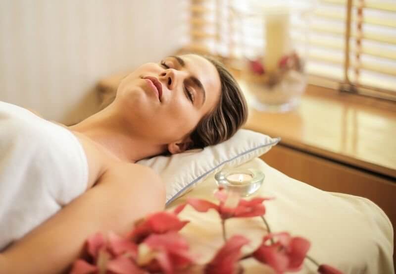 подарок на 14 февраля - Сертификат в СПА-салон на двоих.