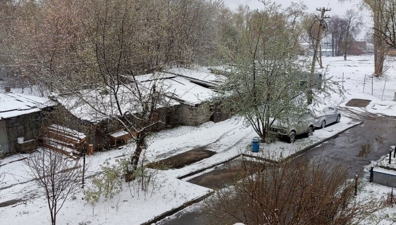 В Свердловской области идет снег!