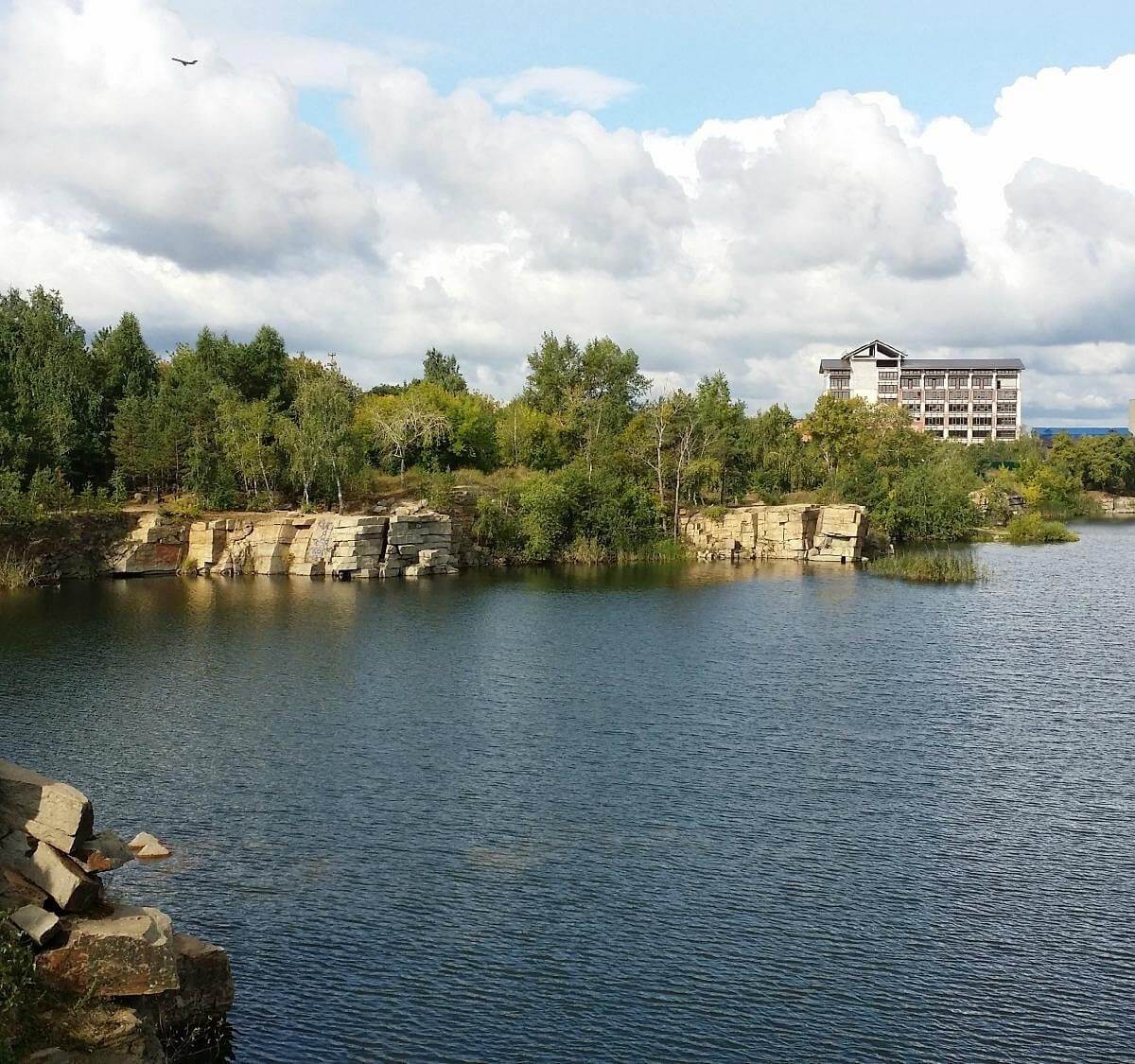 Изумрудный карьер Челябинск