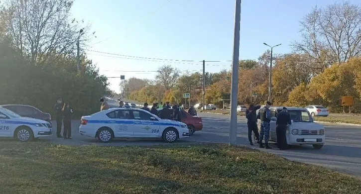 На выезде из Челябинска прошёл рейд по задержанию машин должников
