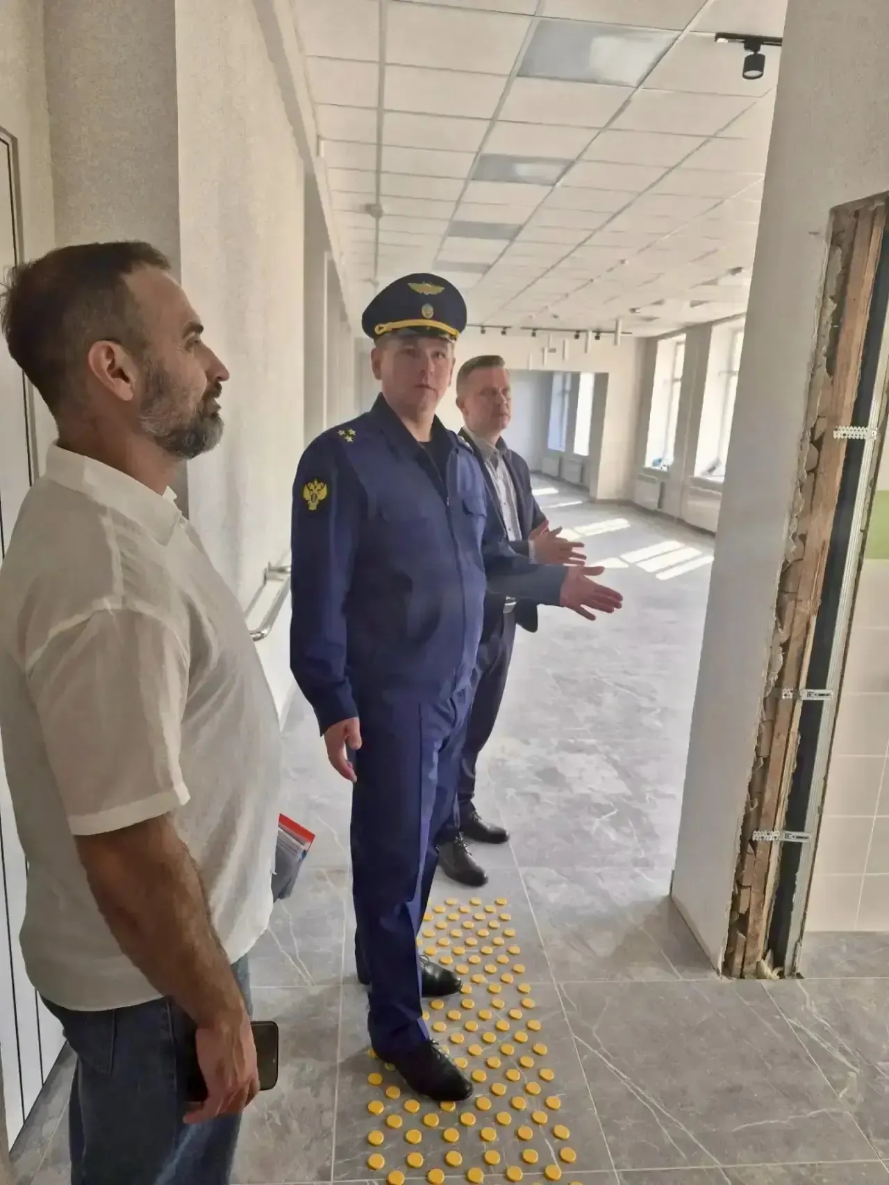 Прокуратура Магнитогорска контролирует ремонт библиотеки семейного чтения