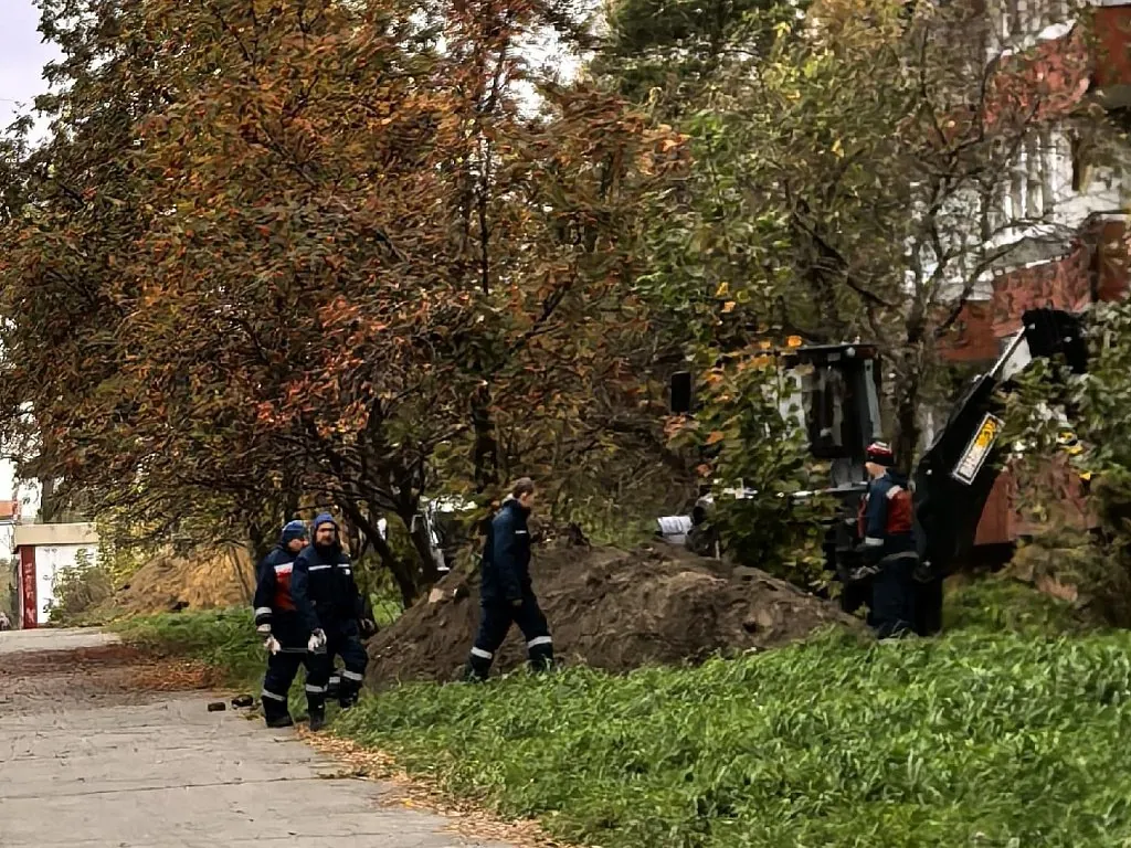 В Озерске устраняют последствия аварий на теплосетях и электросетях