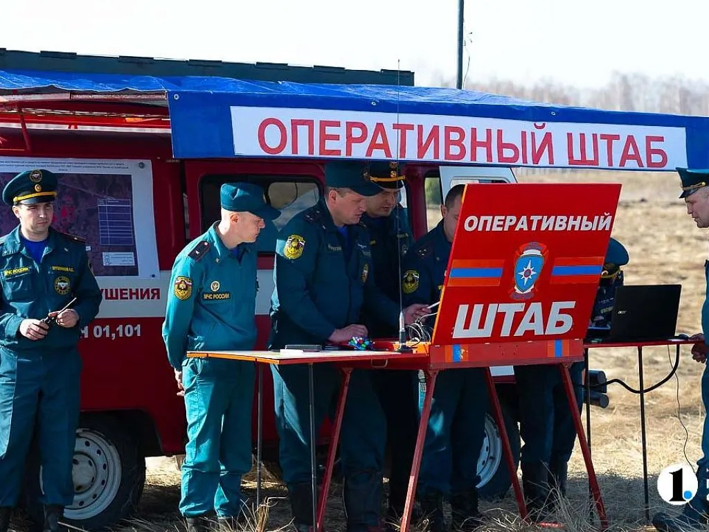 Губернатор Челябинской области поздравил специалистов гражданской обороны с профессиональным праздником