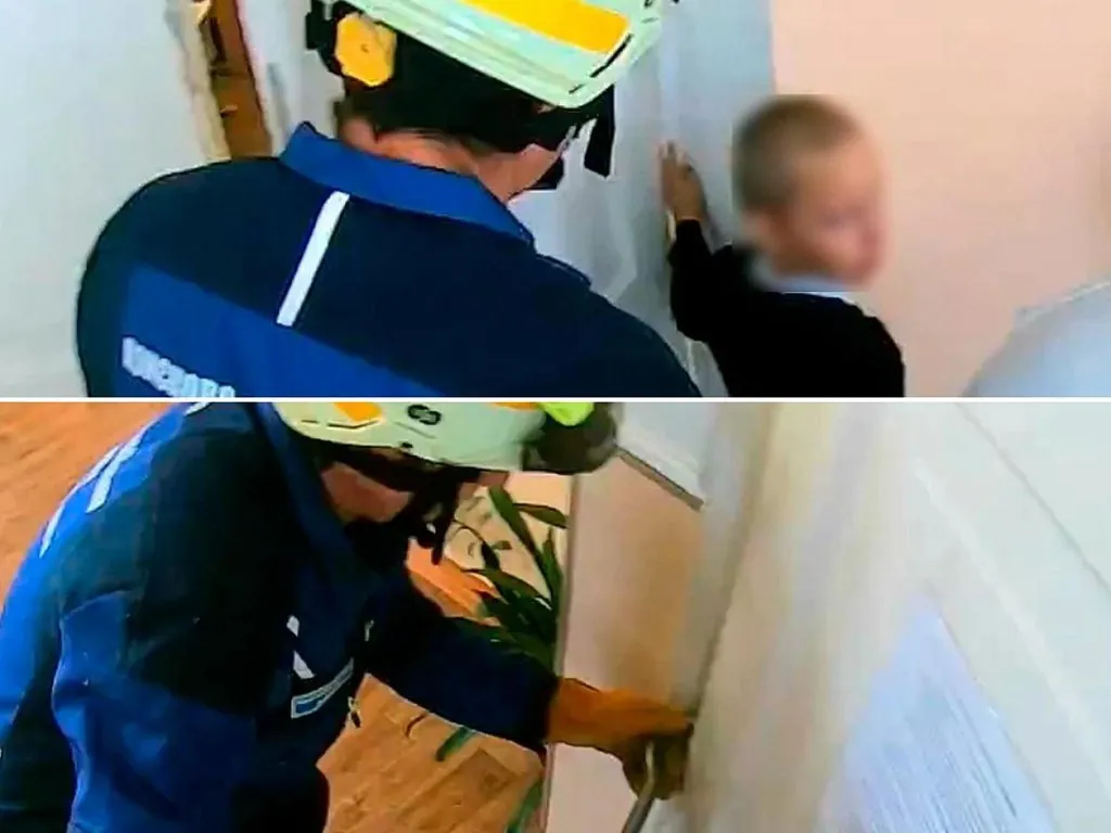 В Магнитогорске школьную дверь зажала кисть 6-летнего ребёнка